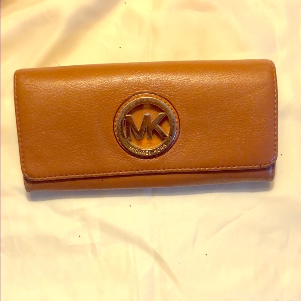 Michael kors wallet
